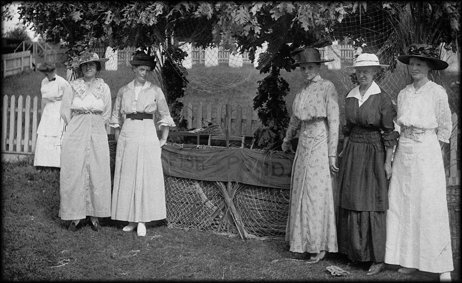 Ladies Village Improvement Society,, archival photo.